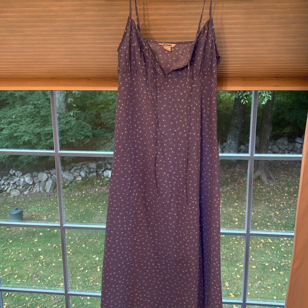 Blue floral print midi dress